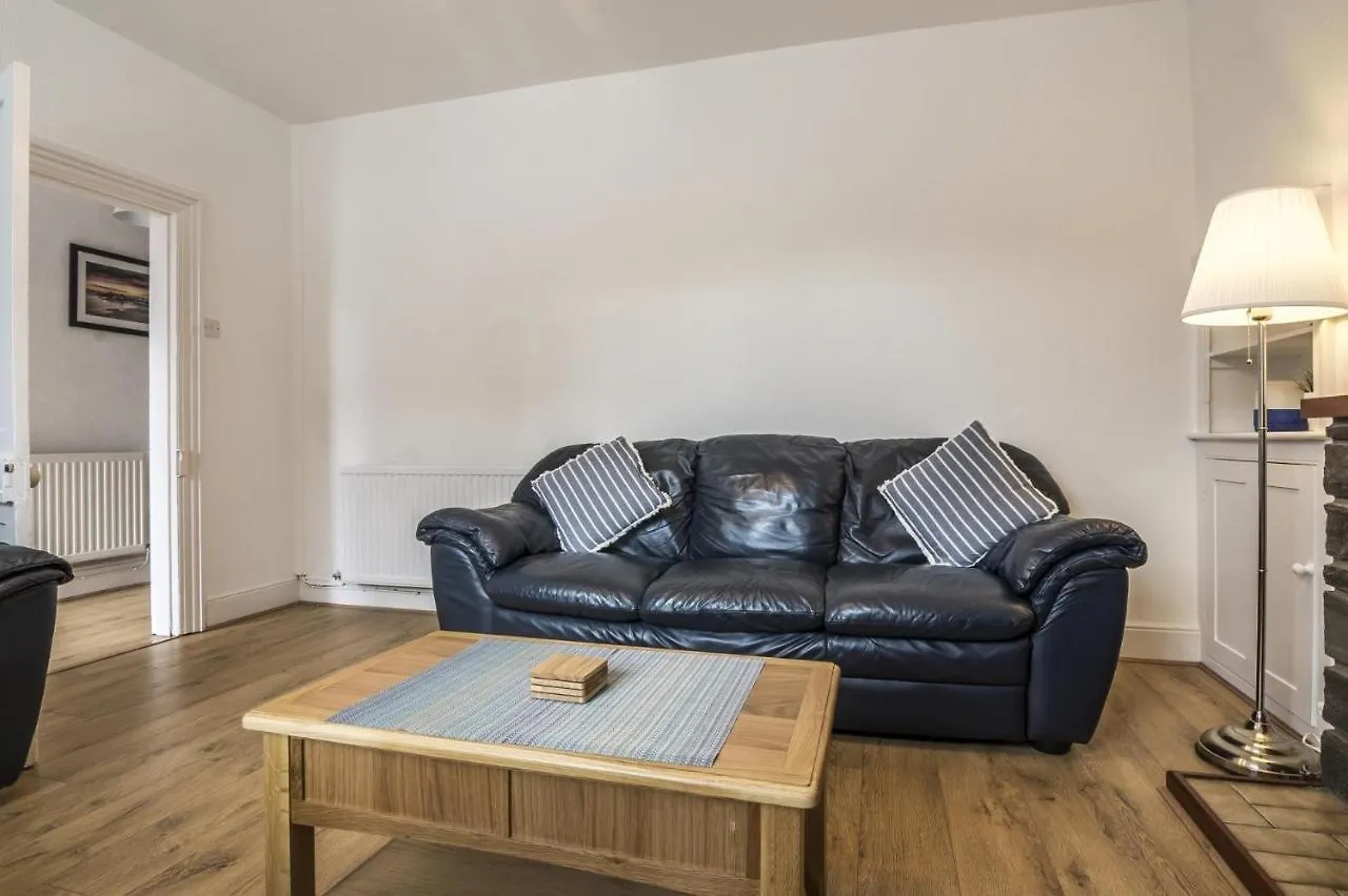 Sandy Retreat - 3 Bedroom - *