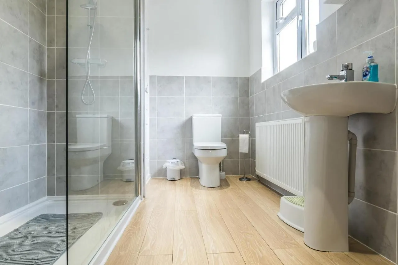 Sandy Retreat - 3 Bedroom -