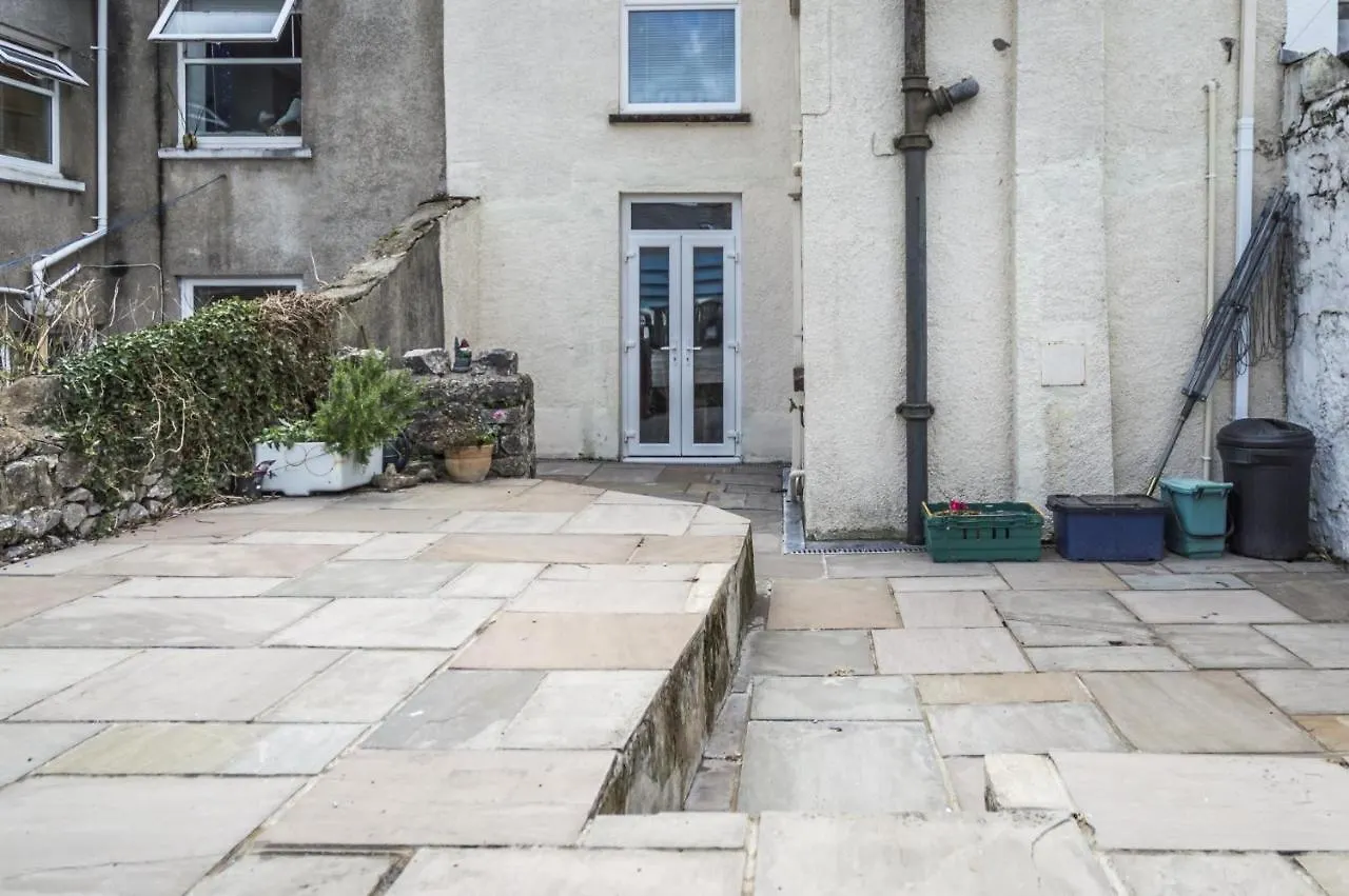 Sandy Retreat - 3 Bedroom - *
