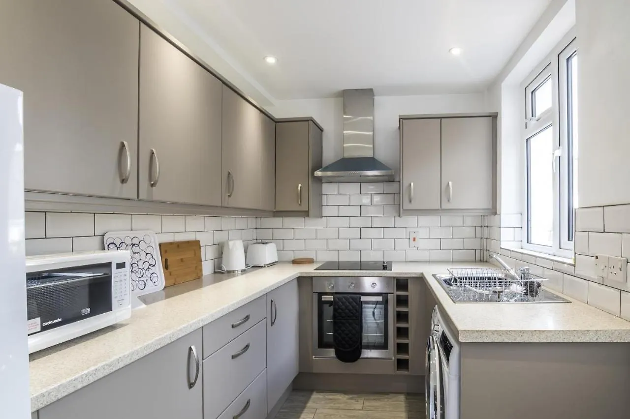 Sandy Retreat - 3 Bedroom - Holiday home *