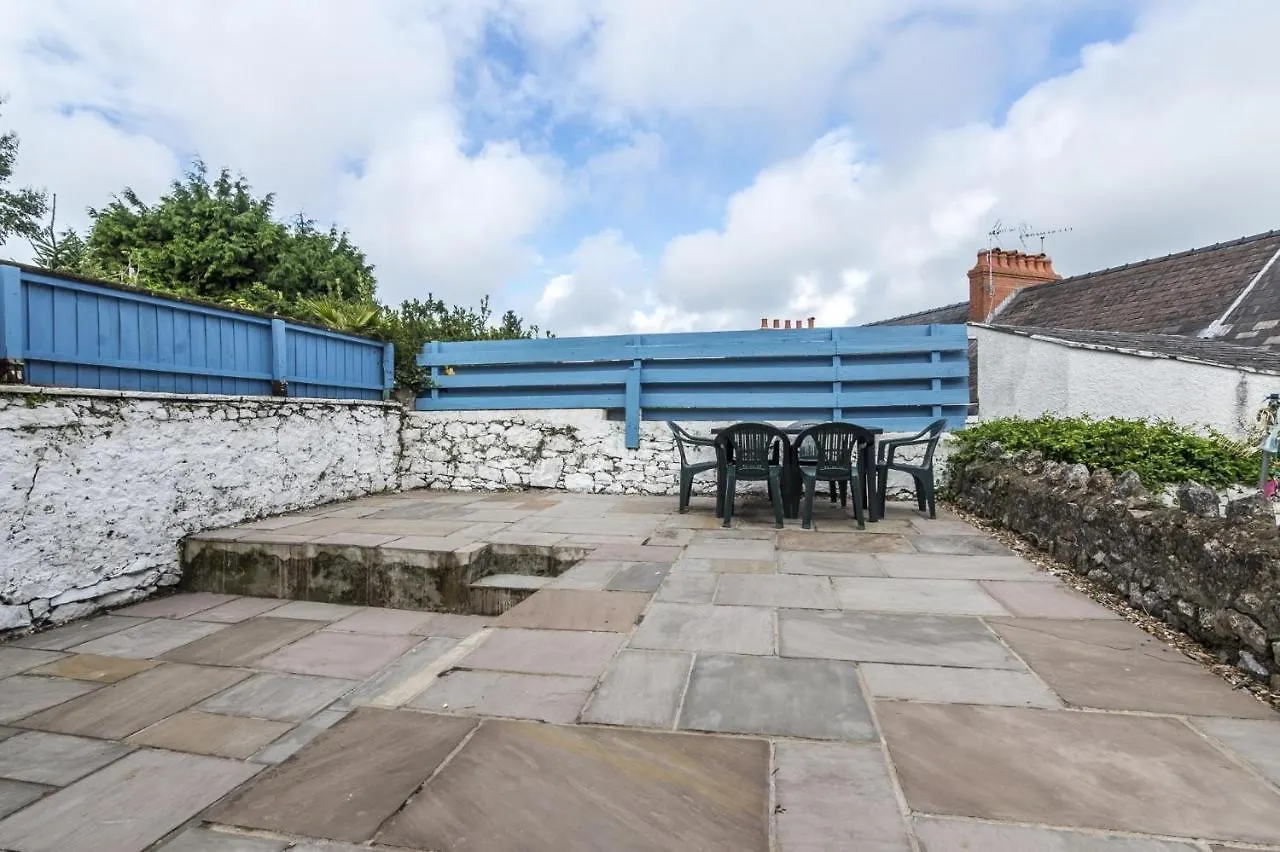 Sandy Retreat - 3 Bedroom - Holiday home