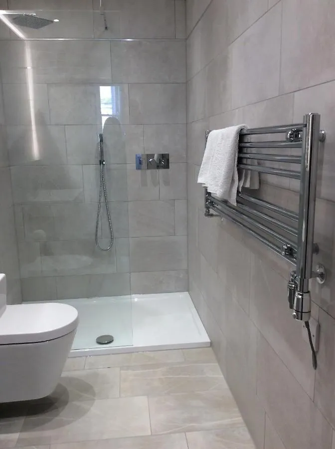 Spinnaker - Self Catering Apartment, *