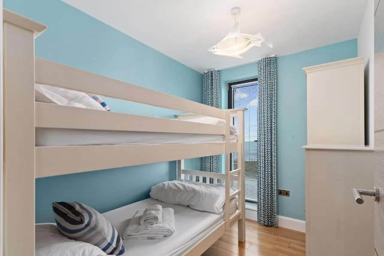 8 Waterstone House - Luxury Apartment, Sea Views, Pet Friendly Appartamento