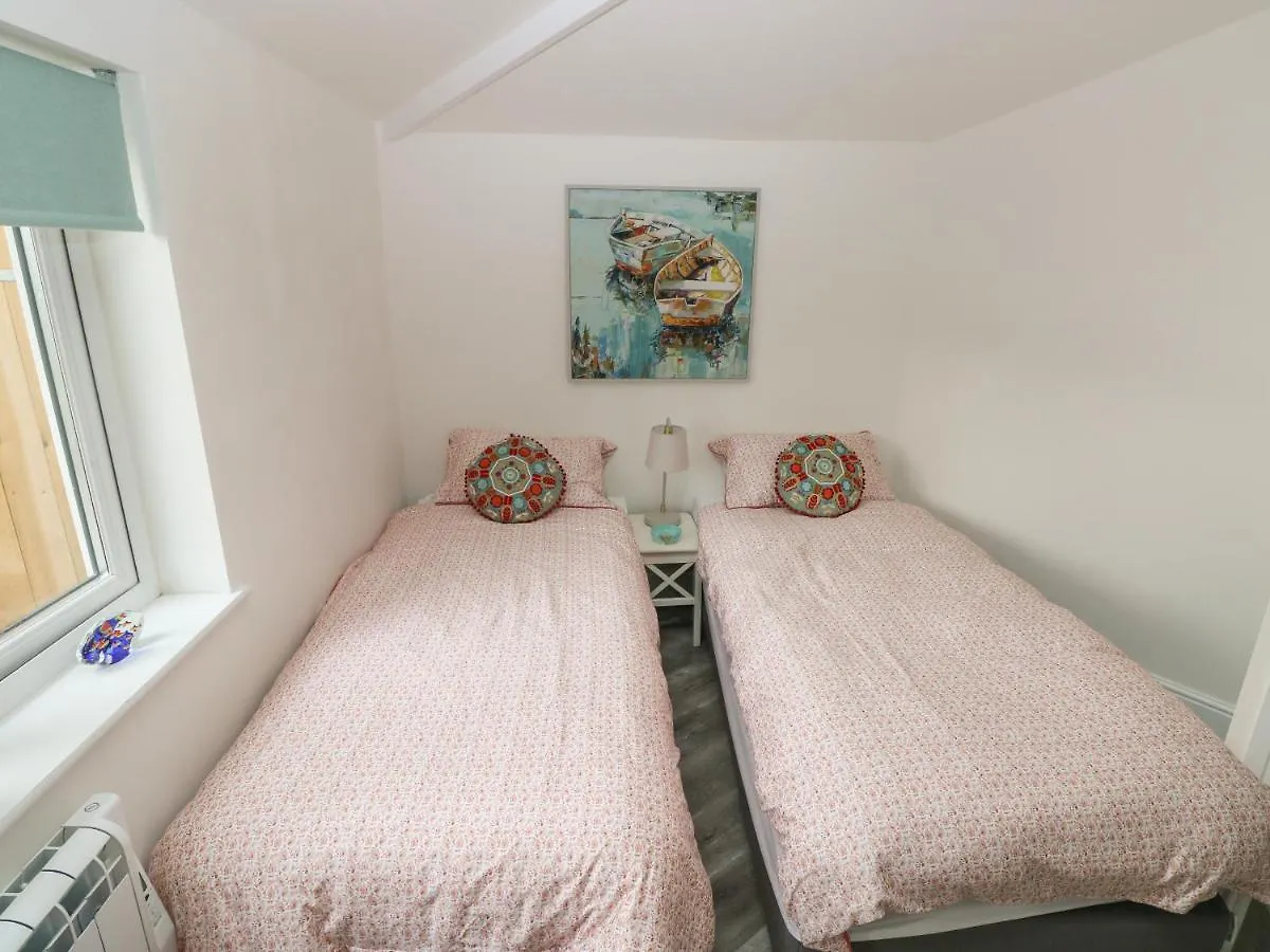 Summer House Holiday home Tenby