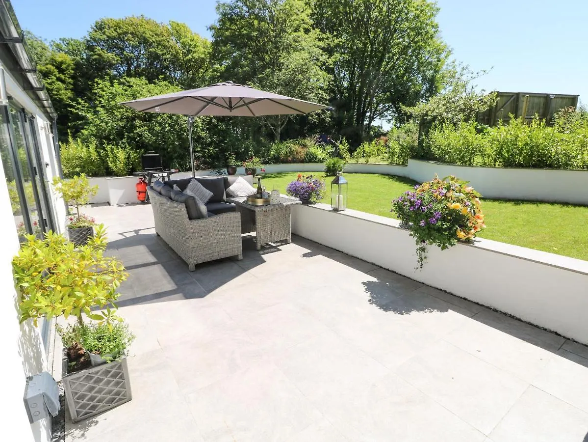 Holiday home Summer House Tenby