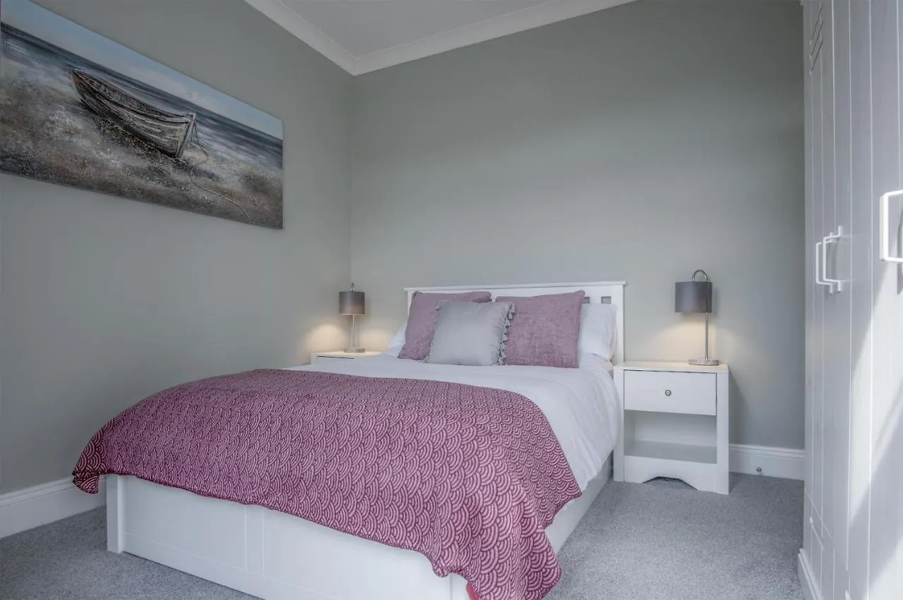 Flint House - 2 Bedroom - Apartment *