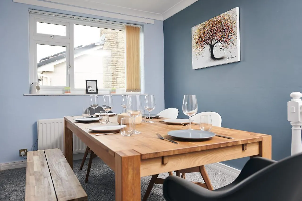 Sea Gem- Beautiful Family With Stunning Sea Views & Garden 펜션