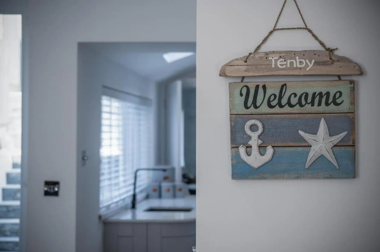 Hawtree - 2 Bedroom - Сasa de vacaciones Tenby