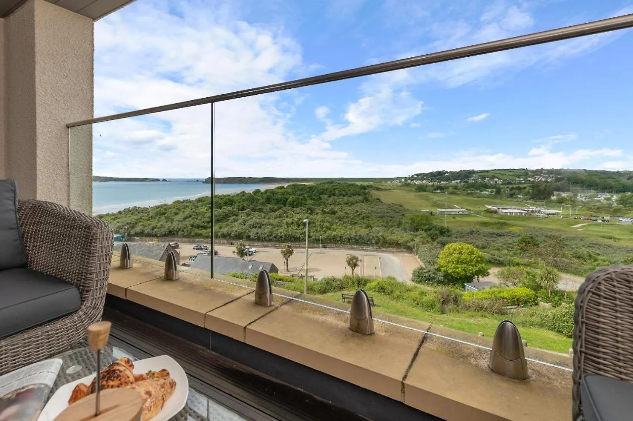 10 Waterstone House - Luxury With Sea Views Apartmán Tenby