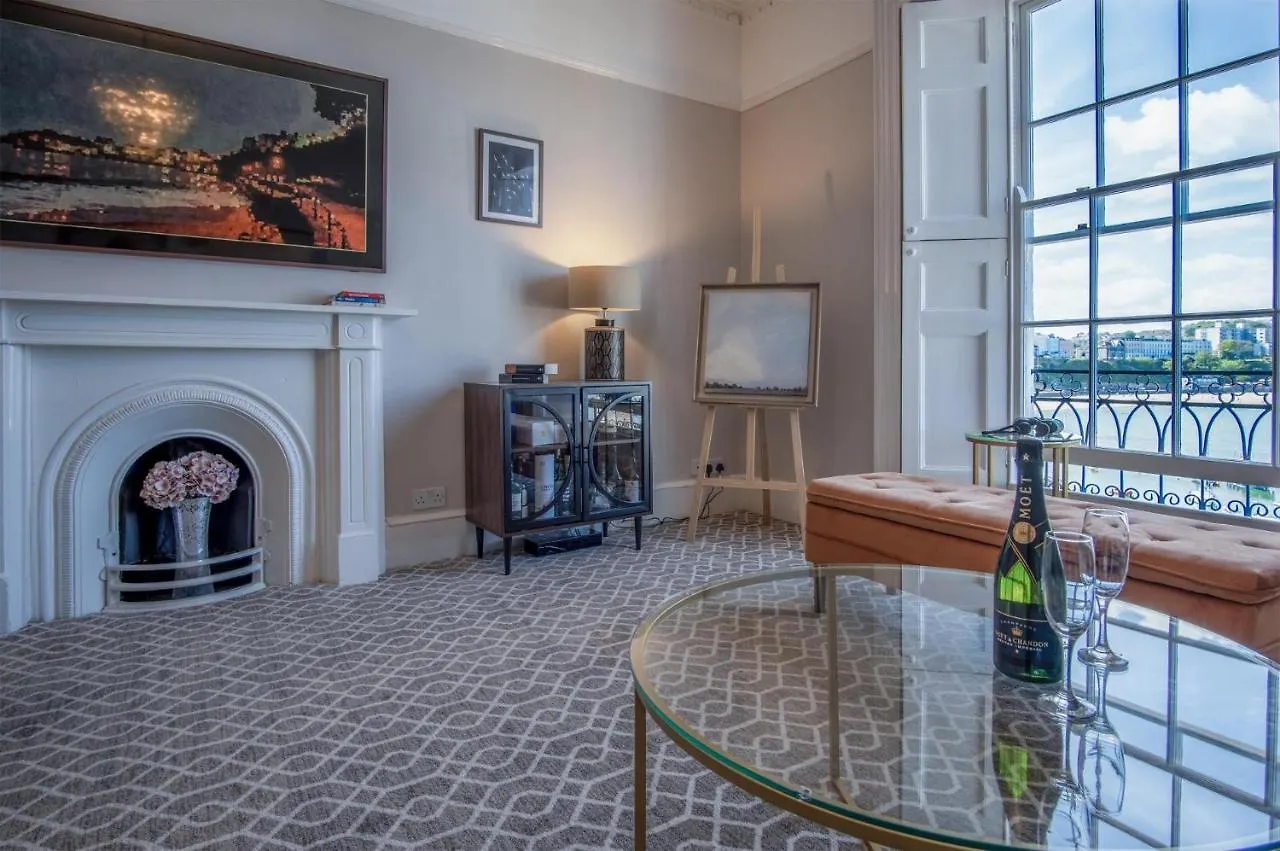 Gwynne House - 6 Bedroom Luxurious - Harbour *