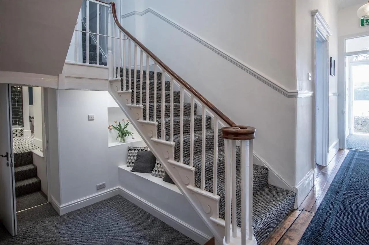 Gwynne House - 6 Bedroom Luxurious - Harbour Tenby