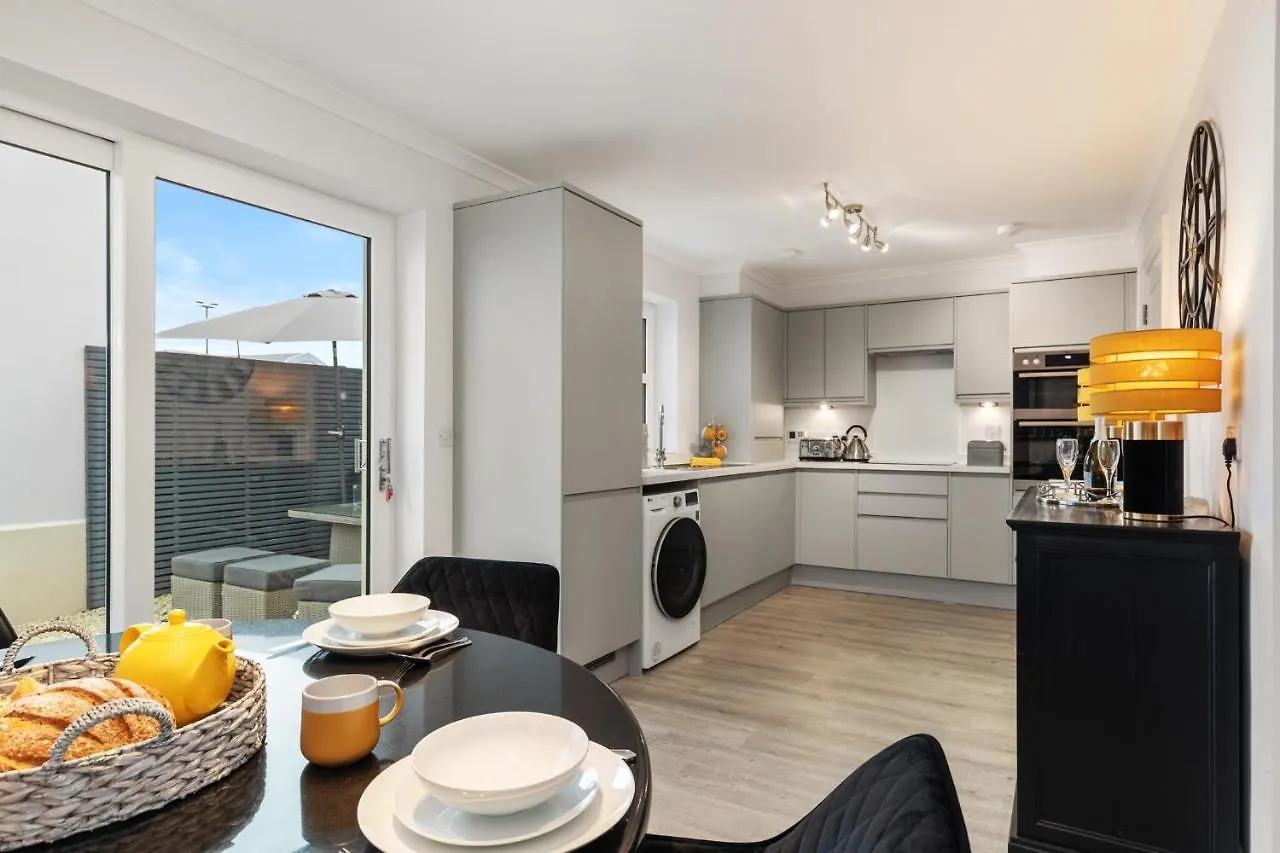 Holiday home Mews - Seaside Parking Terrace