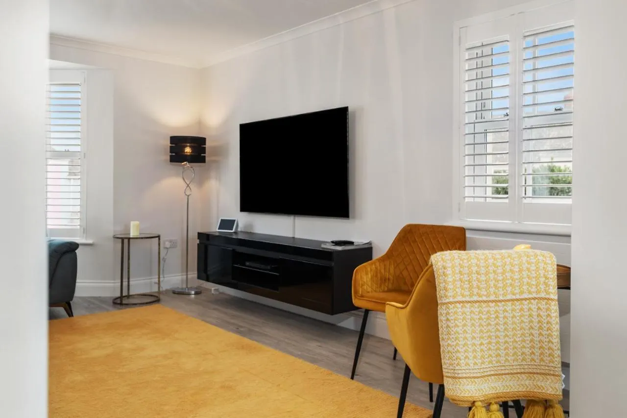 Holiday home Mews - Seaside Parking Terrace *