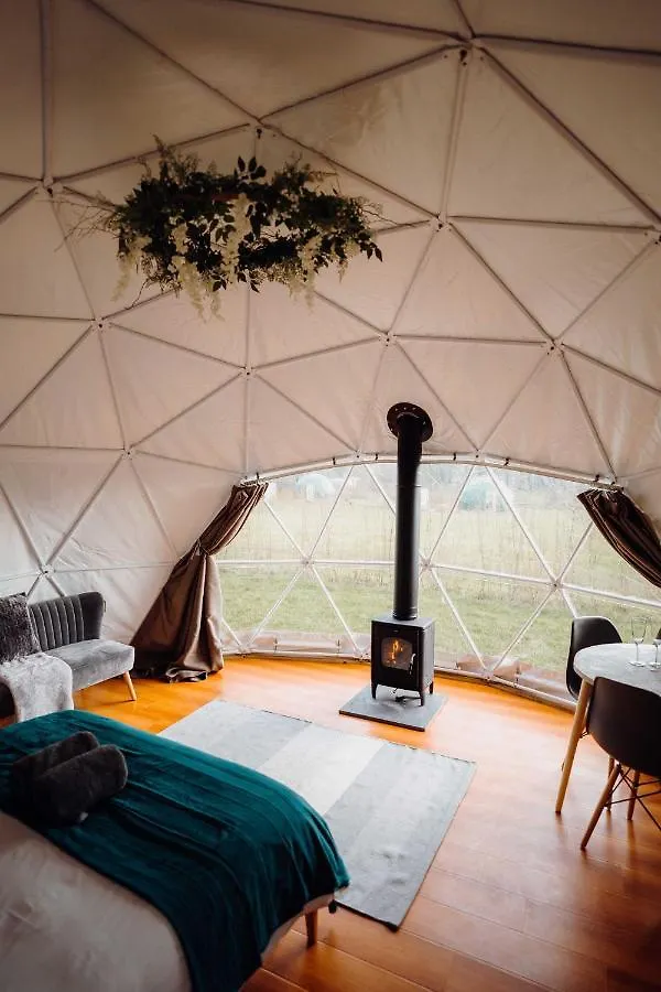 Luxusní stan Beavers Retreat Glamping