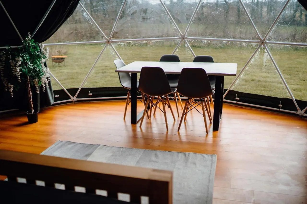 Luxusní stan Beavers Retreat Glamping