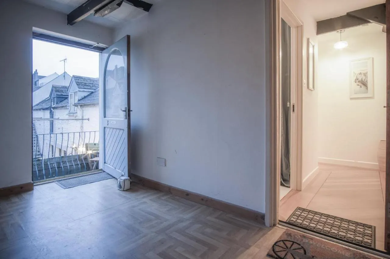 Apartment The Penthouse At The Mews - 2 Bedroom - *