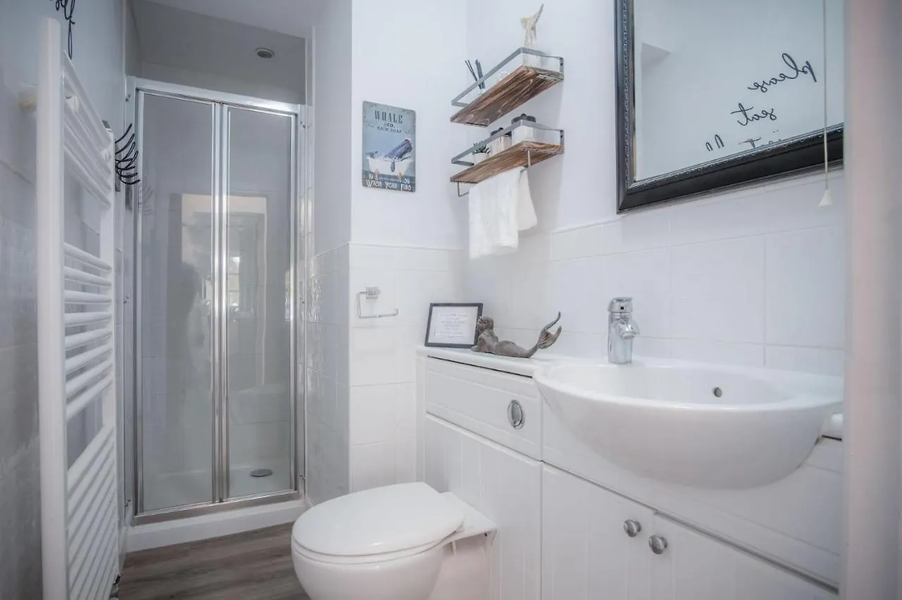 The Castle - 2 Bedroom - Διαμέρισμα Tenby