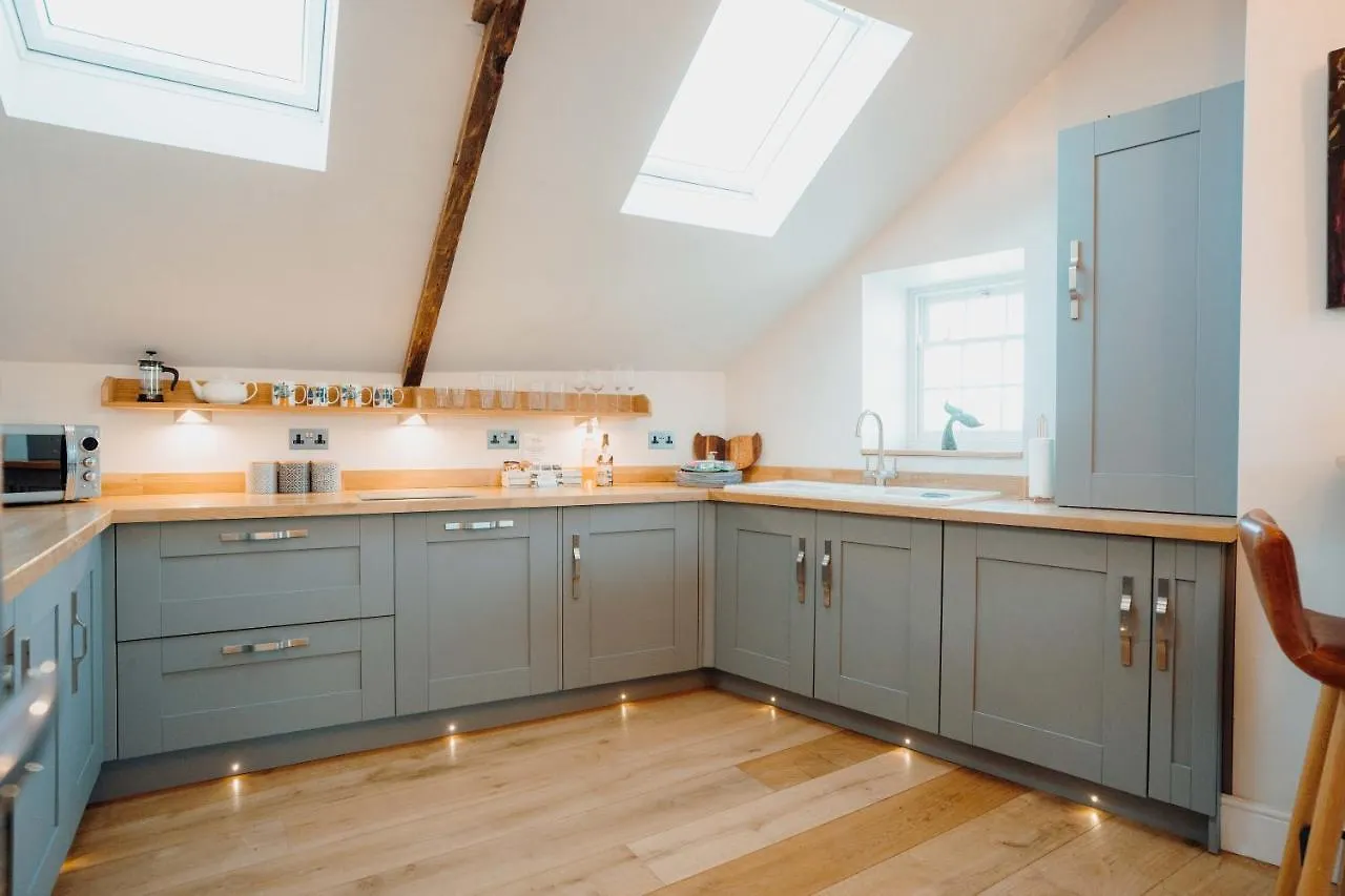 Beautiful 1 Bedroom Close To The Harbour Tenby