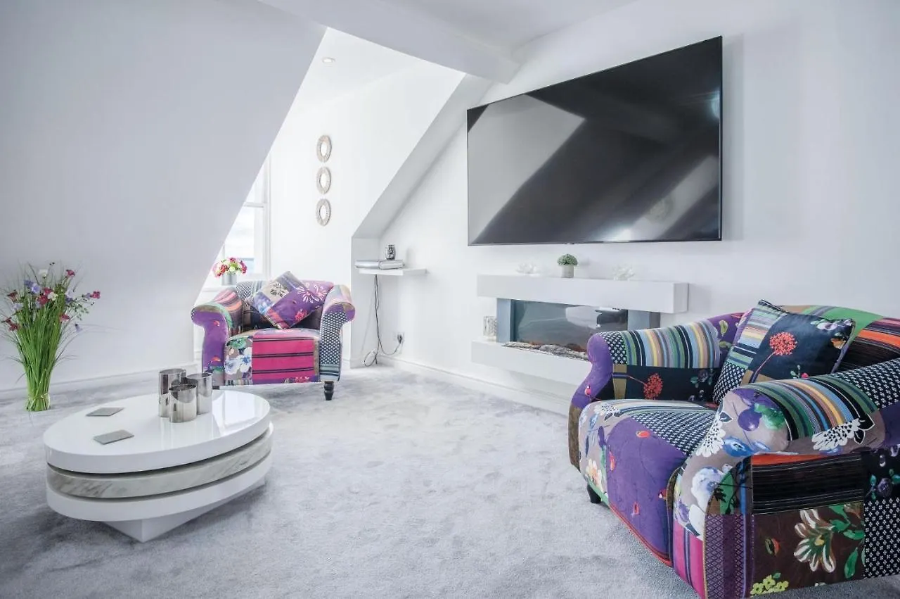 The Penthouse - Luxury 1 Bed - Panorama - Apartmán Tenby