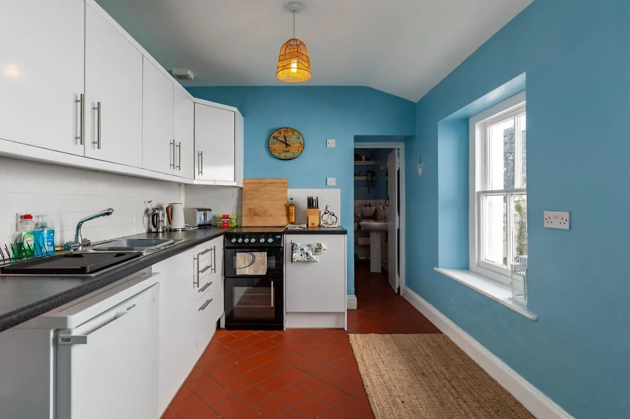 Holiday home Family With Bunk Beds, Courtyard, Tv &