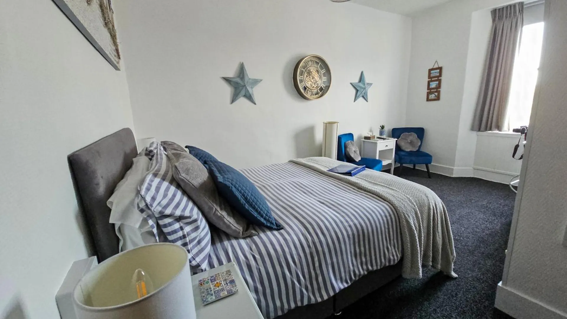 Beachcomber 2* Tenby