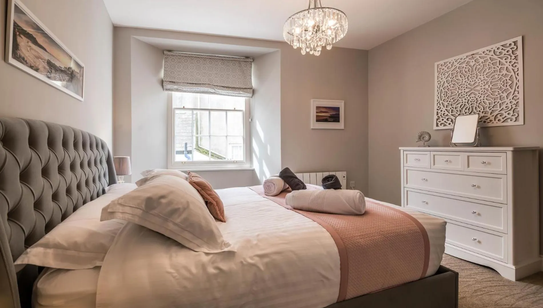 Lady - 2 Bedroom - * Tenby