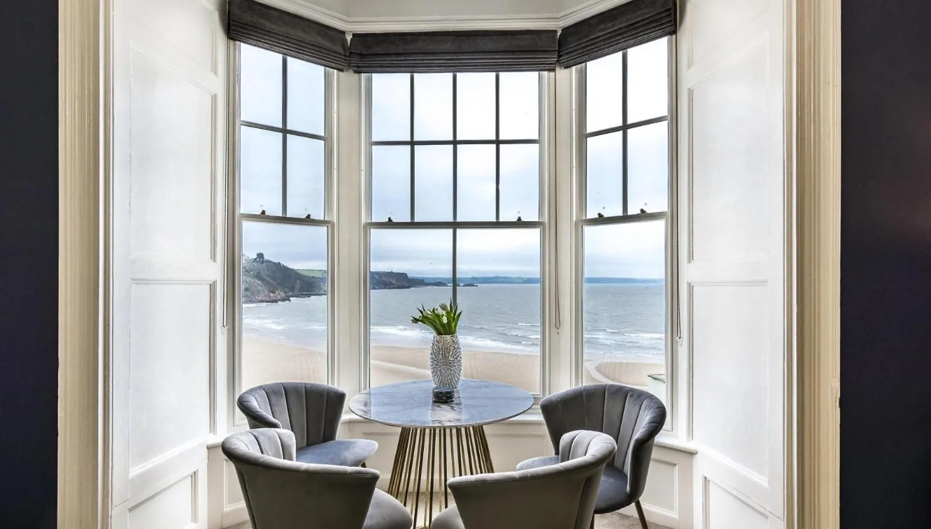 Pieces Of Eight - 2 Bedroom - - * Tenby