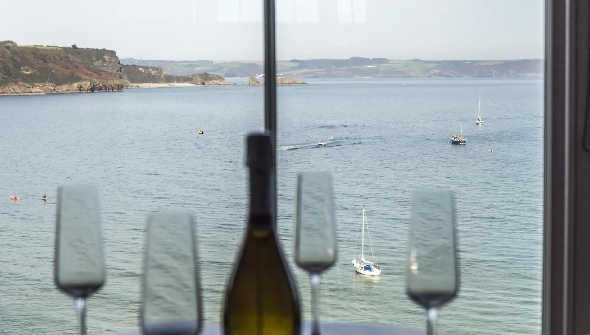 Pieces Of Eight - 2 Bedroom - - * Tenby