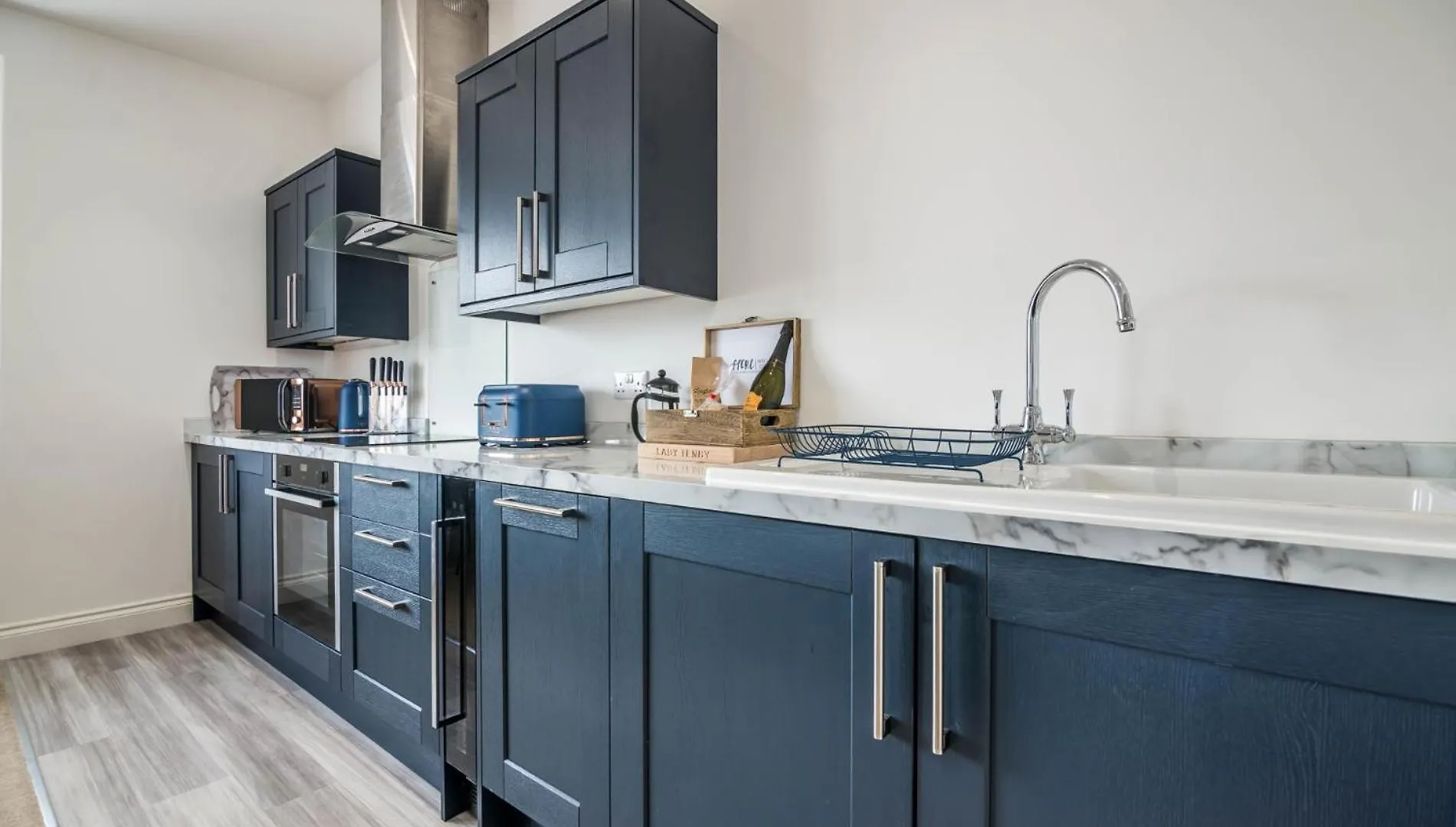 Lady - 2 Bedroom - Tenby