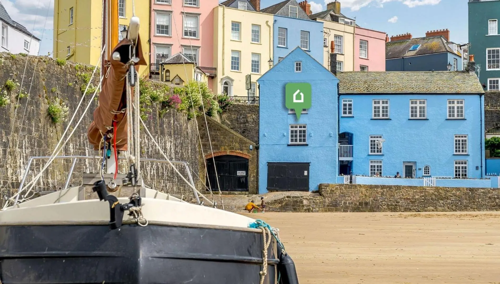 2 Bed In 87912 Apartment Tenby
