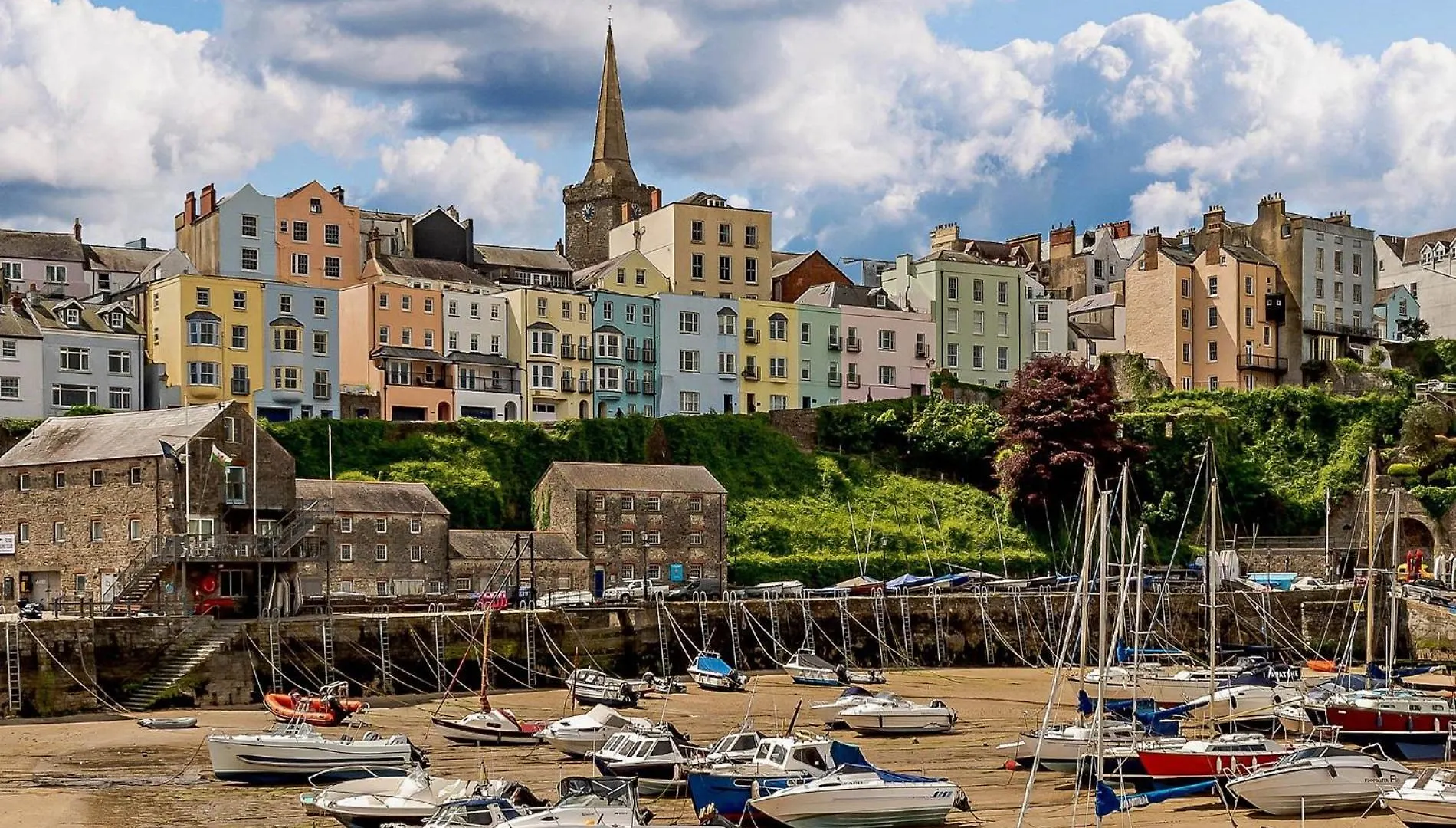 3 Bed In Fb161 * Tenby