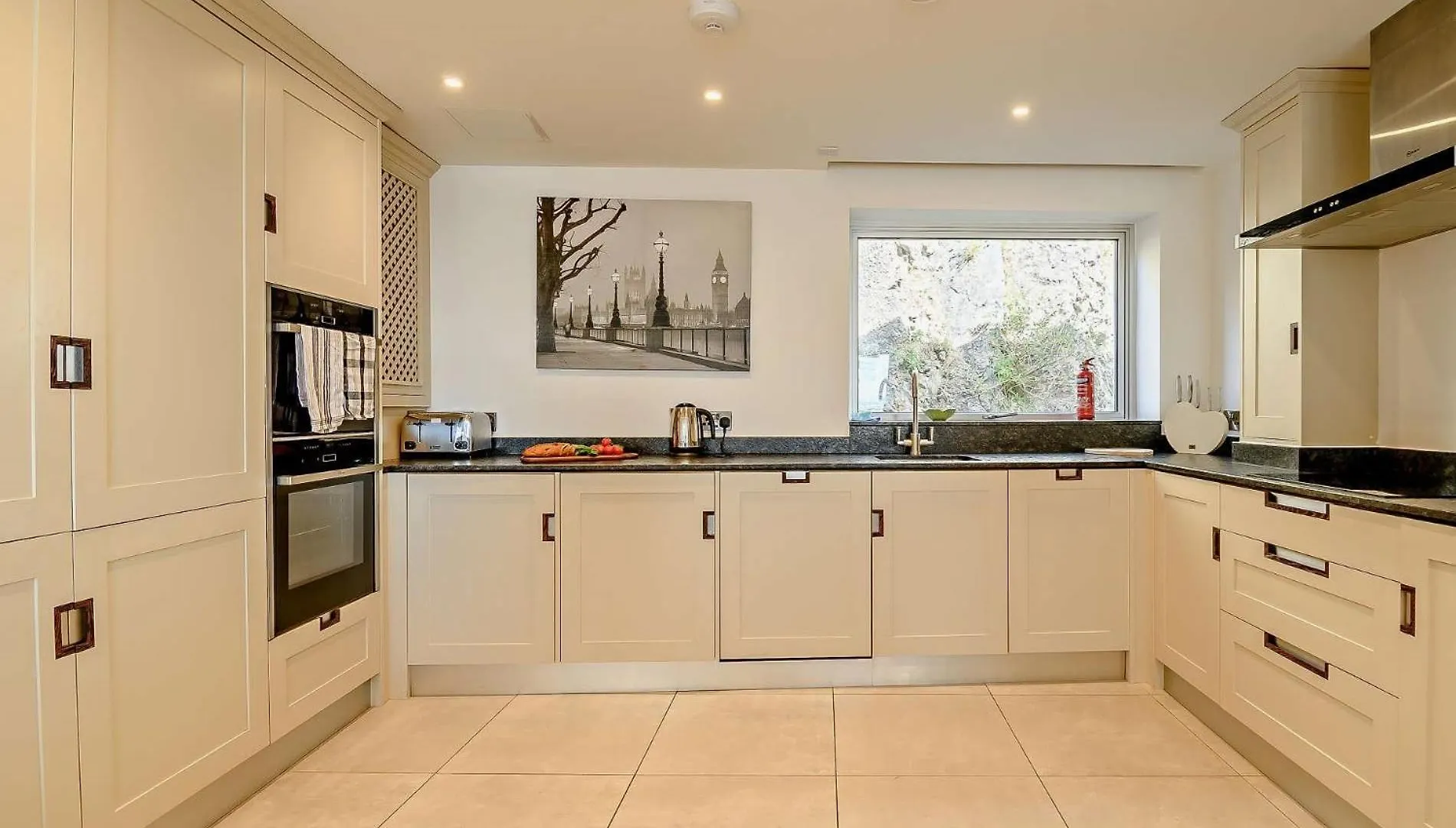 2 Bed In Fb290 *