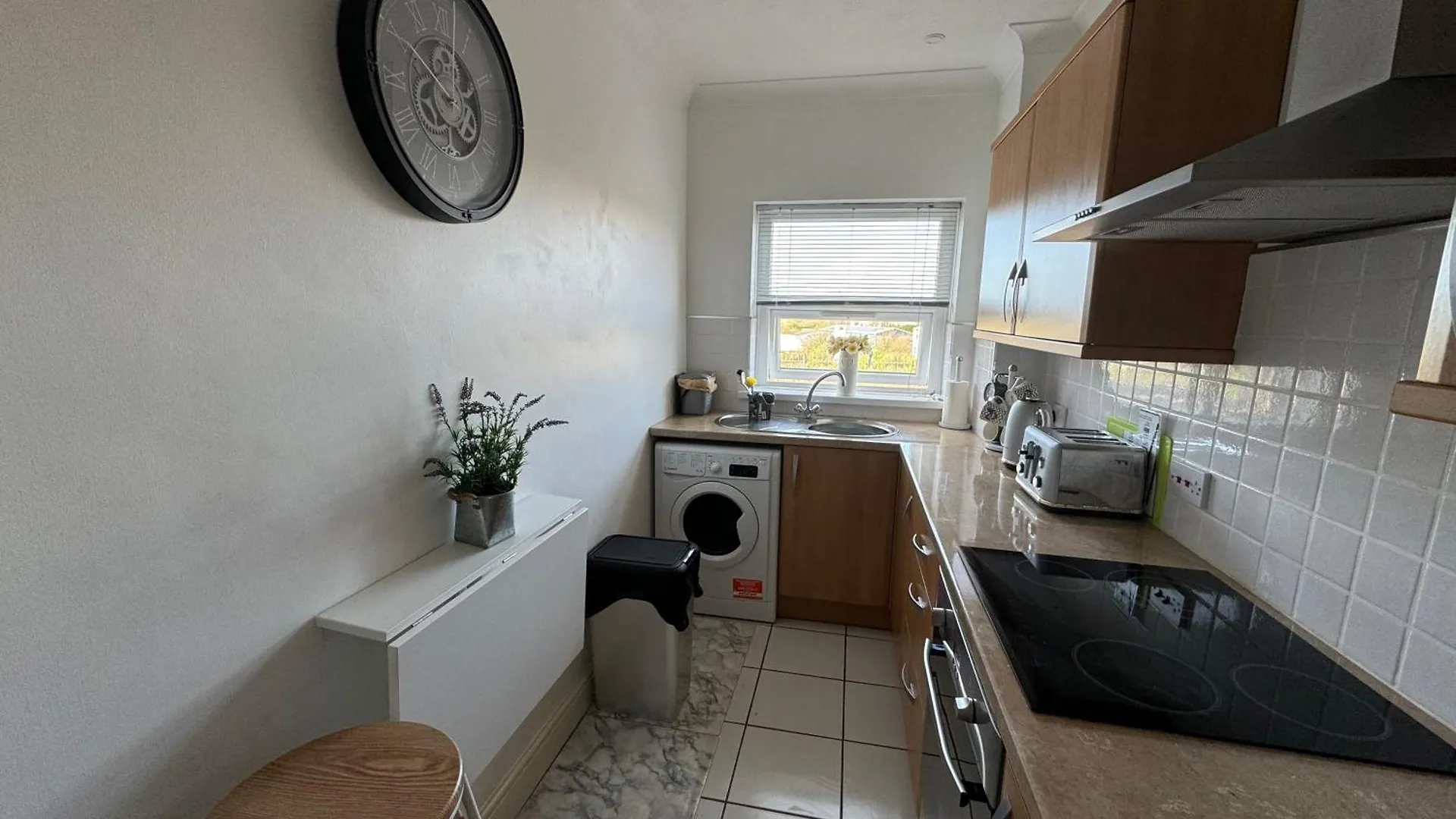 Apartment Station View 15 Tenby