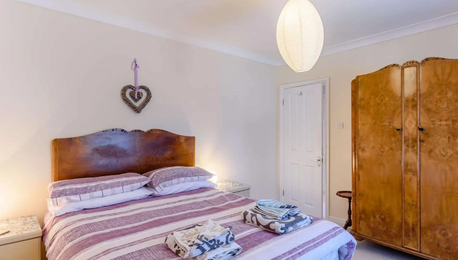 Holiday home 4 Bed In Fb003 *