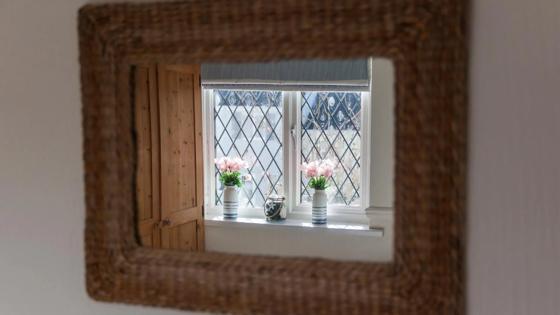 Poachers & Old Toms, Ivy Tower Holiday home