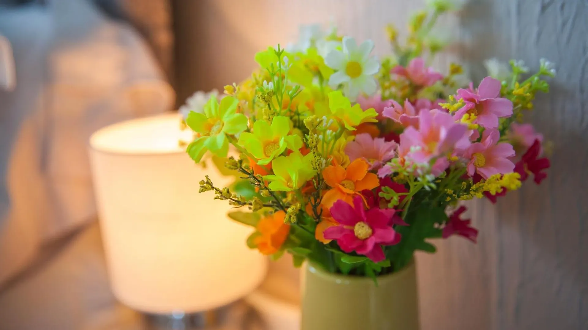 Poachers & Old Toms, Ivy Tower Holiday home