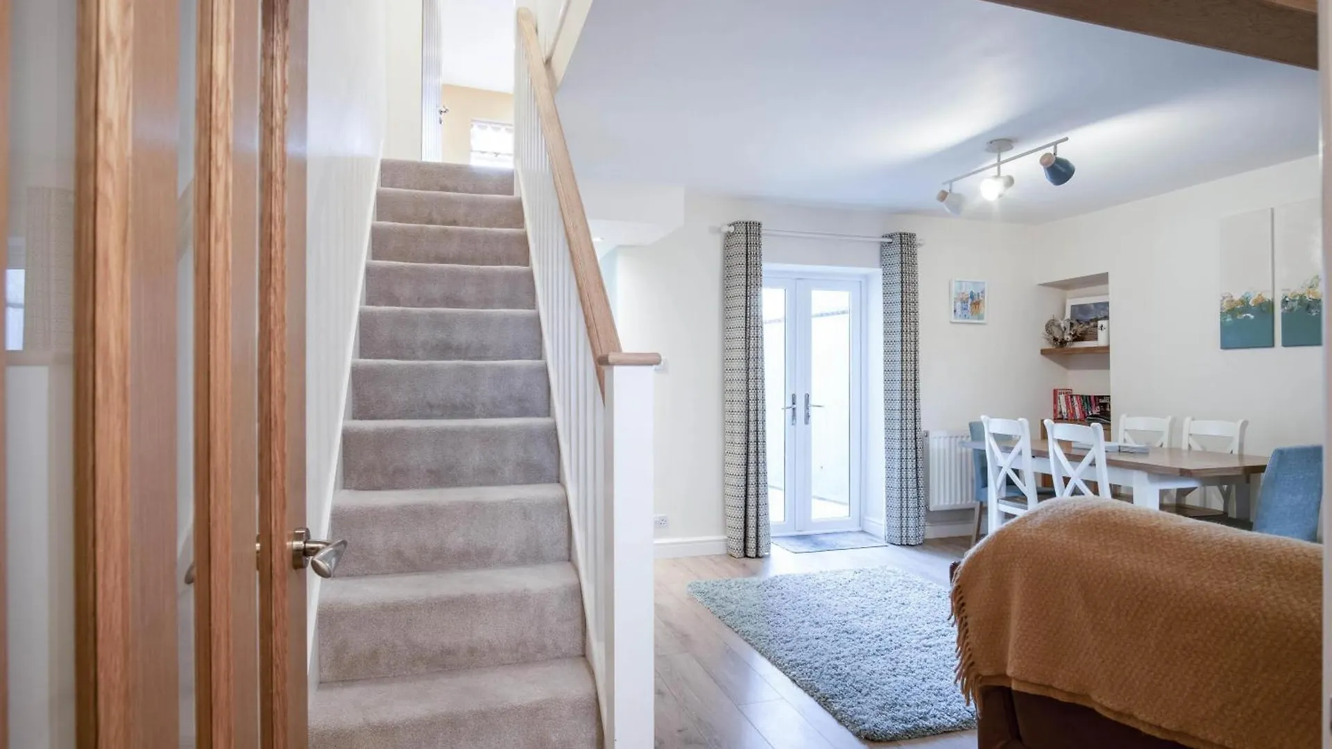 Ty George - 3 Bedroom - Holiday home Tenby