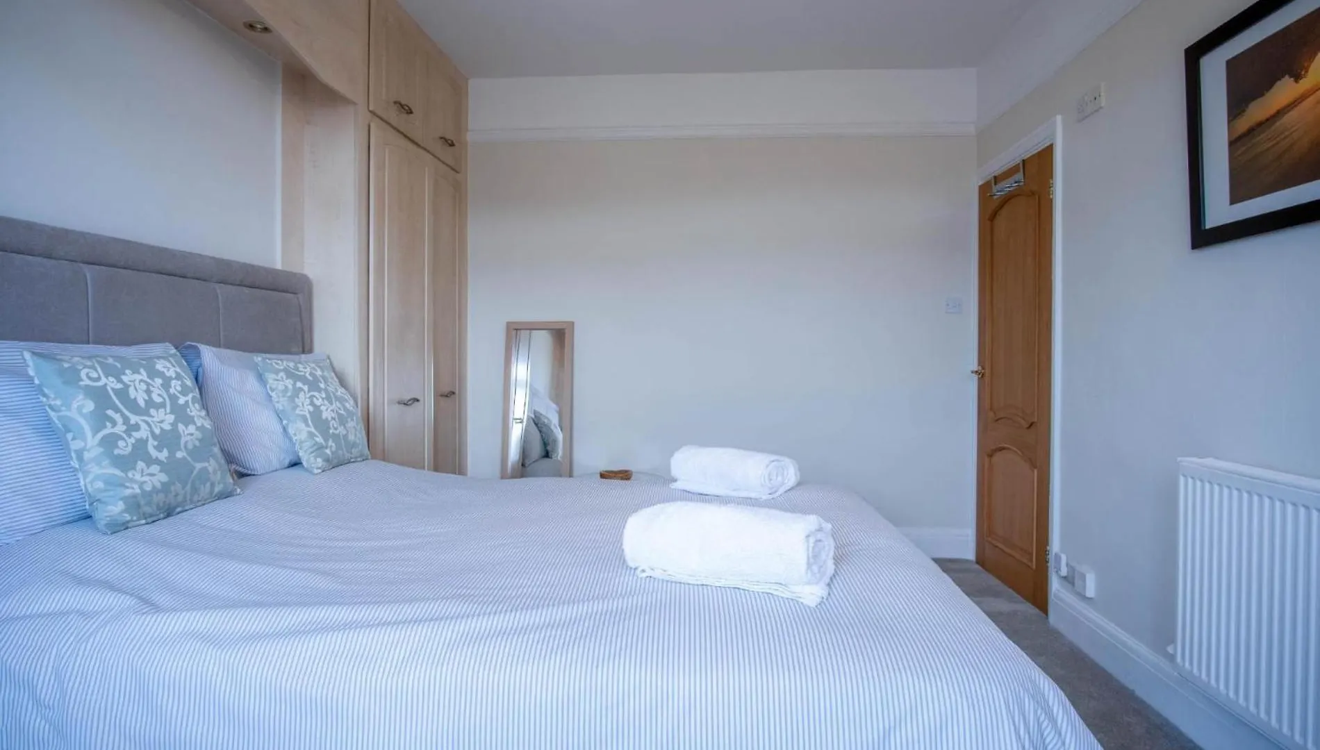 Little Glen - 3 Bedroom - Holiday home