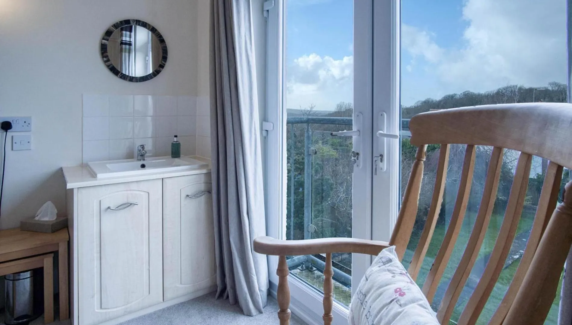 Little Glen - 3 Bedroom - Tenby