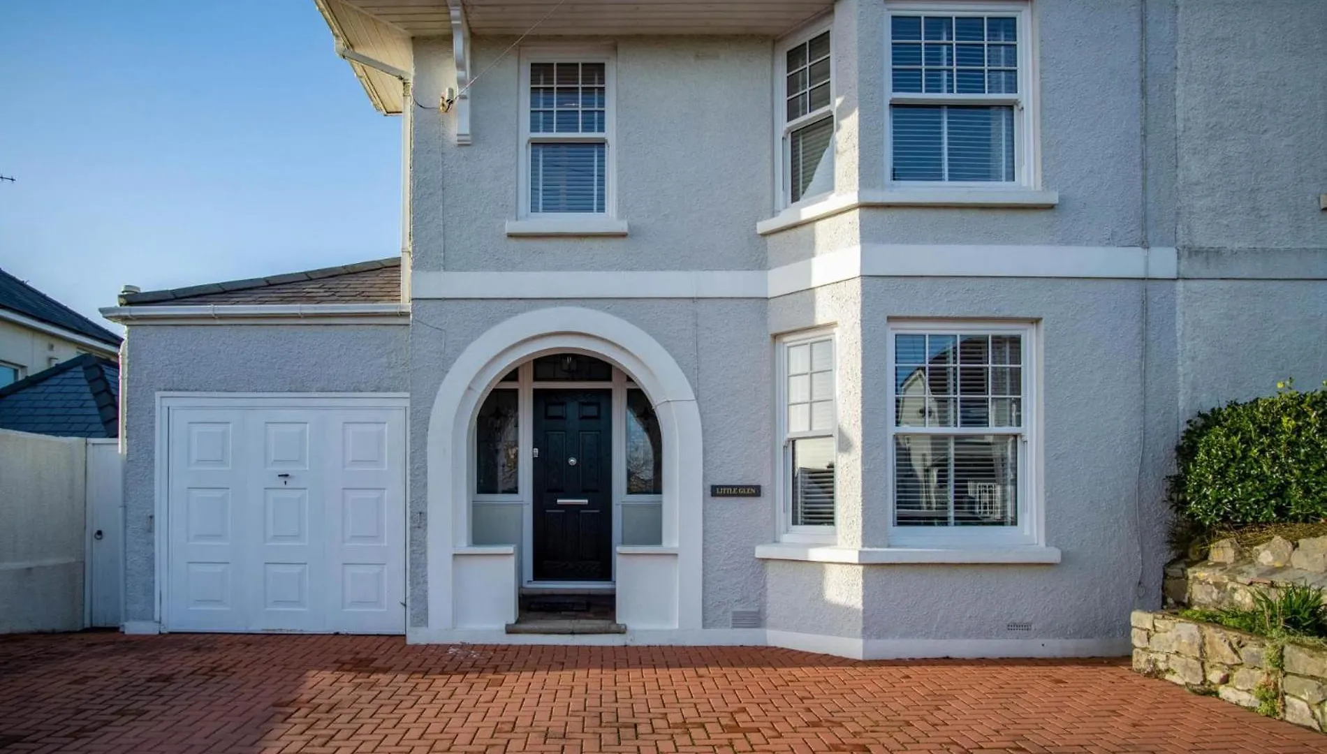 Little Glen - 3 Bedroom - * Tenby