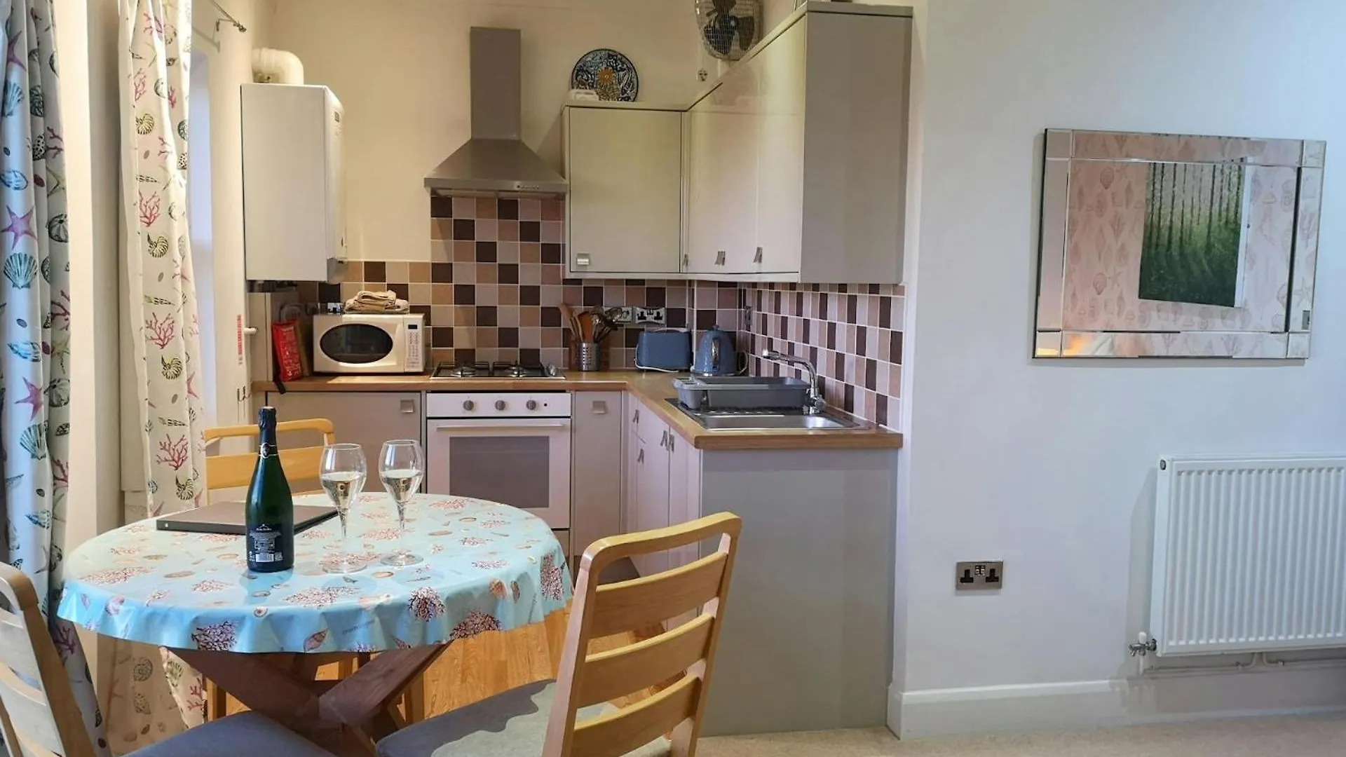 Holiday home Seashell Tenby