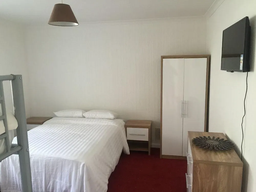 Parsonage Farm 3* Saint Florence