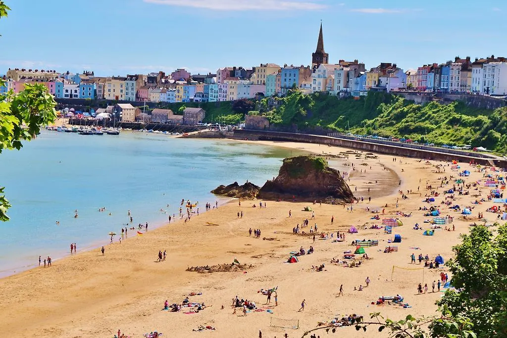 Fourcroft 3* Tenby