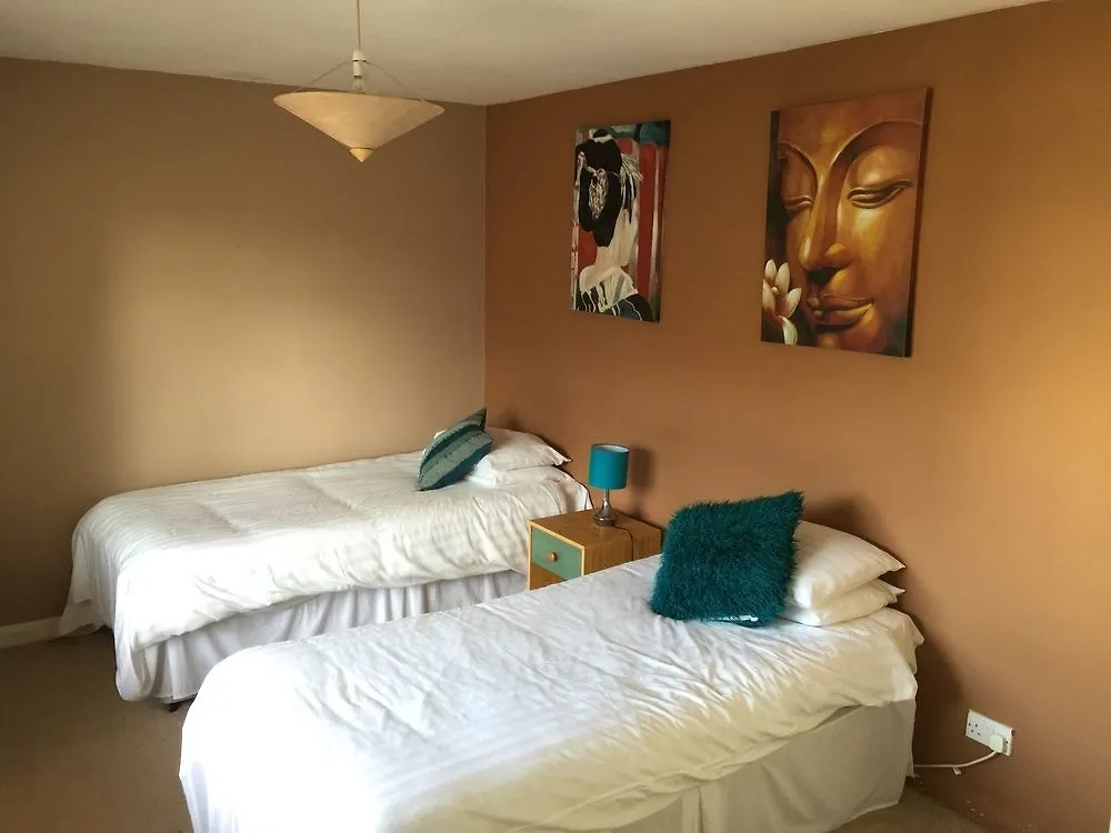 Parsonage Farm 3* Saint Florence