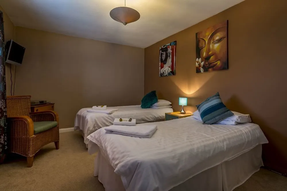Parsonage Farm 3* Saint Florence