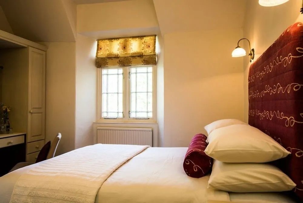The Broadmead Boutique Bed & Breakfast 4*