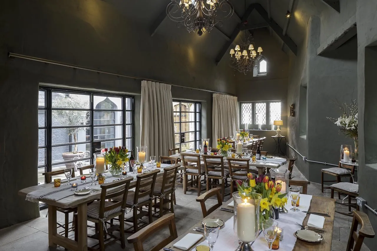 Abbey And Restaurant 호텔 Penally
