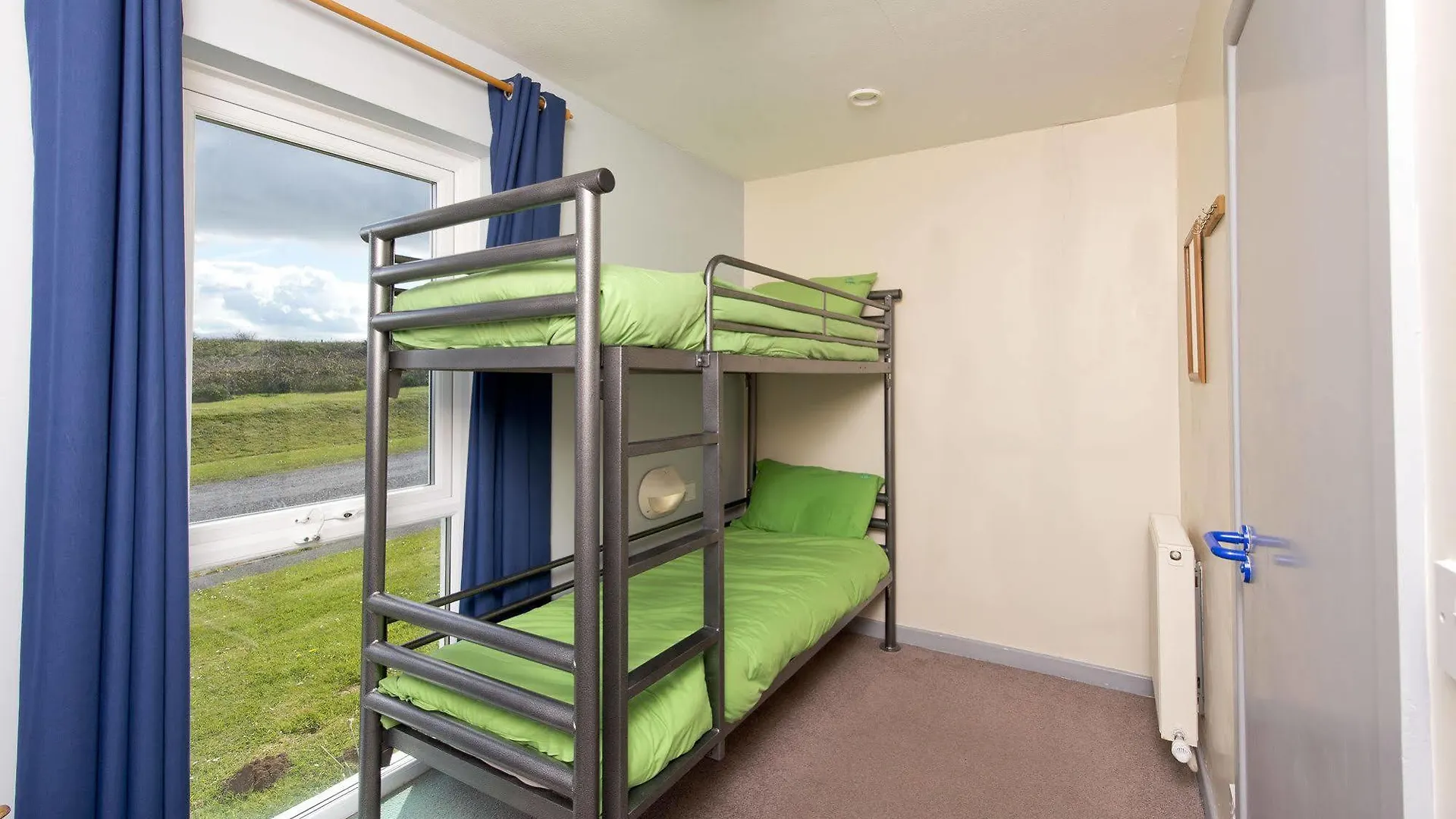 Yha Manorbier *