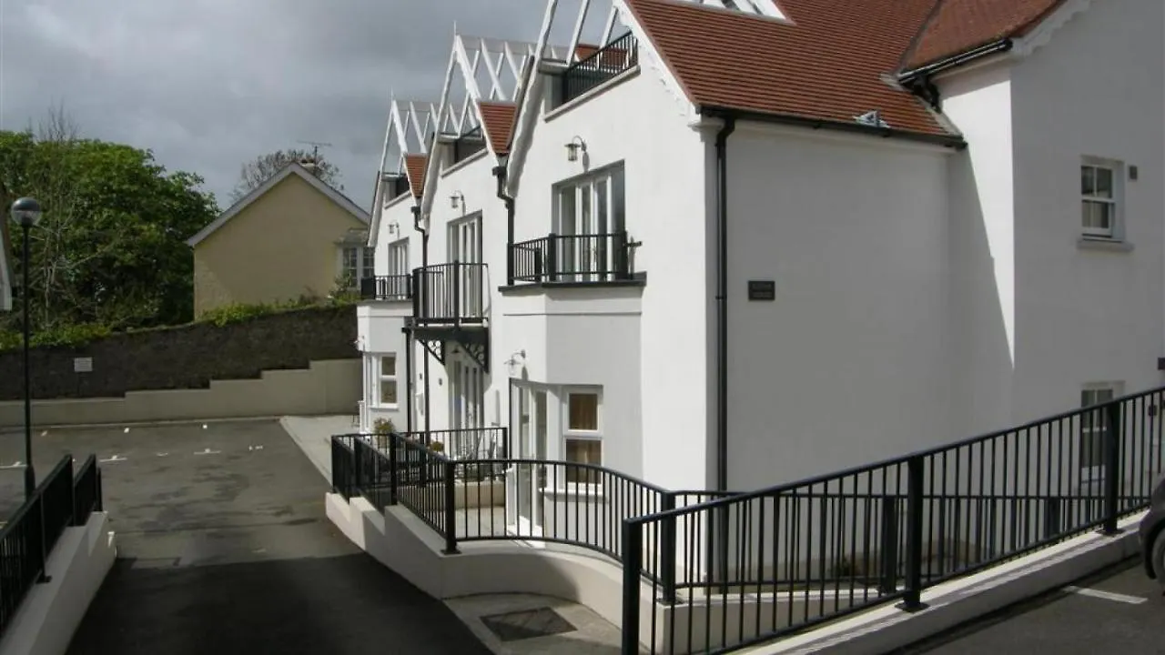 Bryn Y Mor 18 * Tenby