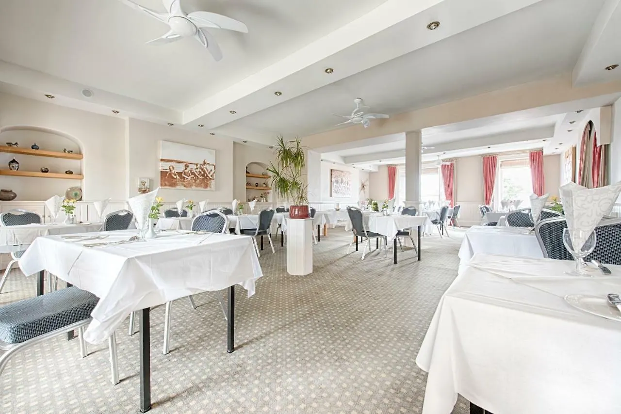 Hotel Fourcroft 3*
